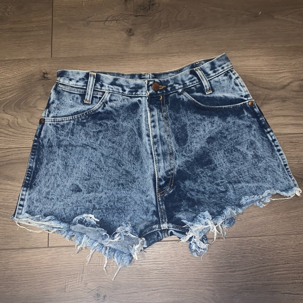 Wrangler High Waisted Shorts